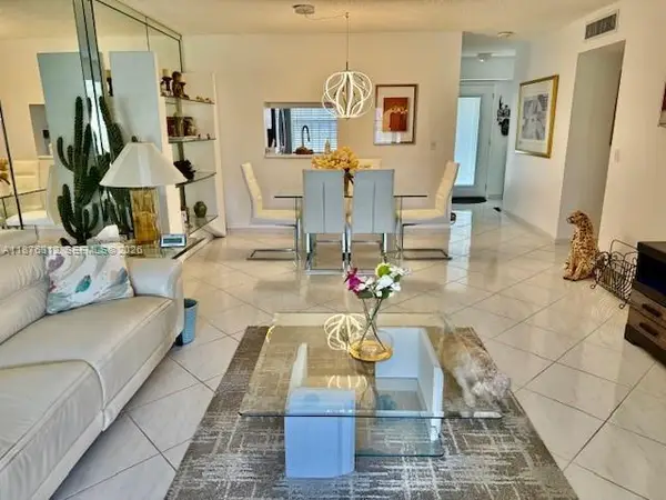 1025 SE 4th Avenue #101, Dania Beach, FL 33004