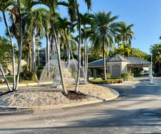 21 Royal Palm Way #2020, Boca Raton, FL 33432 - #3