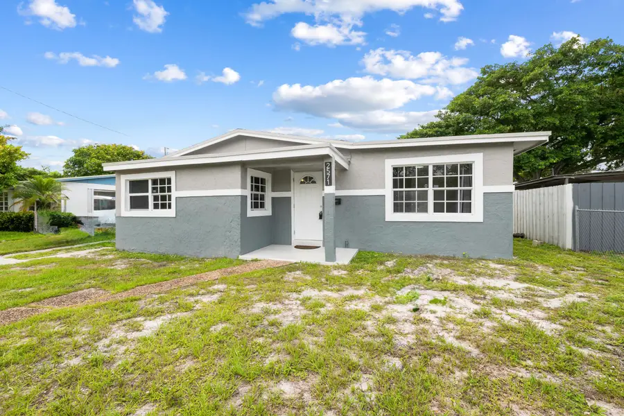 2571 NW 18th Court, Fort Lauderdale, FL 33311 - #2
