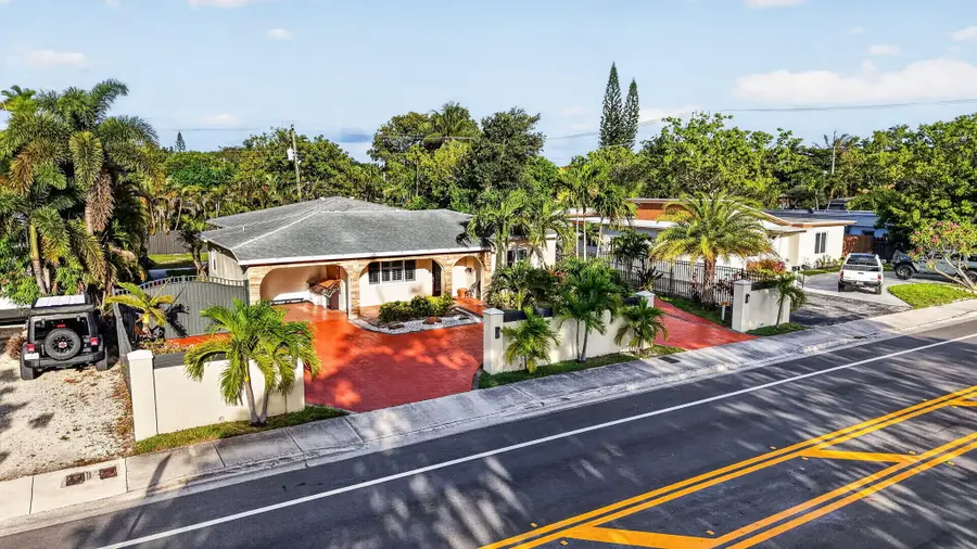 1412 NE 15th Avenue, Fort Lauderdale, FL 33304 - #2