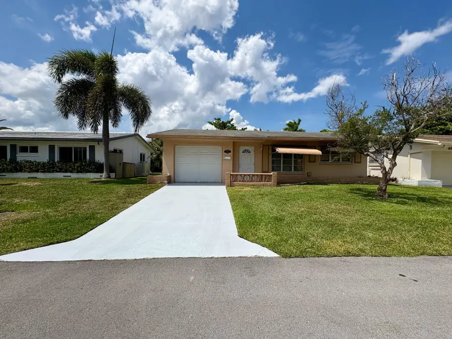 4603 NW 49th Street, Tamarac, FL 33319 - #2