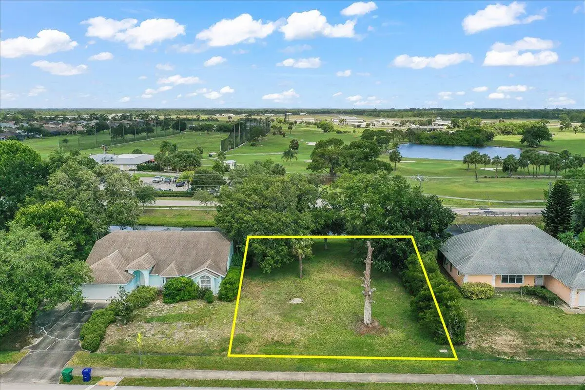 286 Main Street, Sebastian, FL 32958 - #1