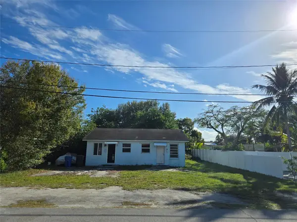 1262 NE 34th Court, Oakland Park, FL 33334