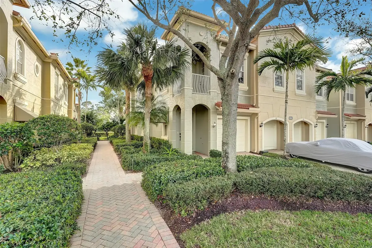4941 E Bonsai Circle E #209, Palm Beach Gardens, FL 33418 - #1