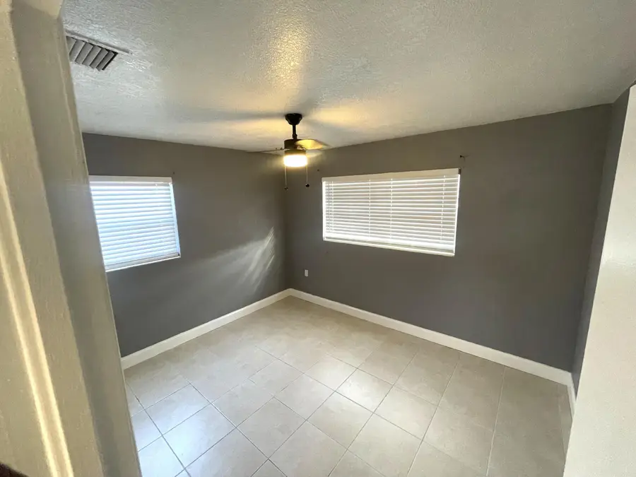 571 Sioux Road, Lantana, FL 33462 - #3