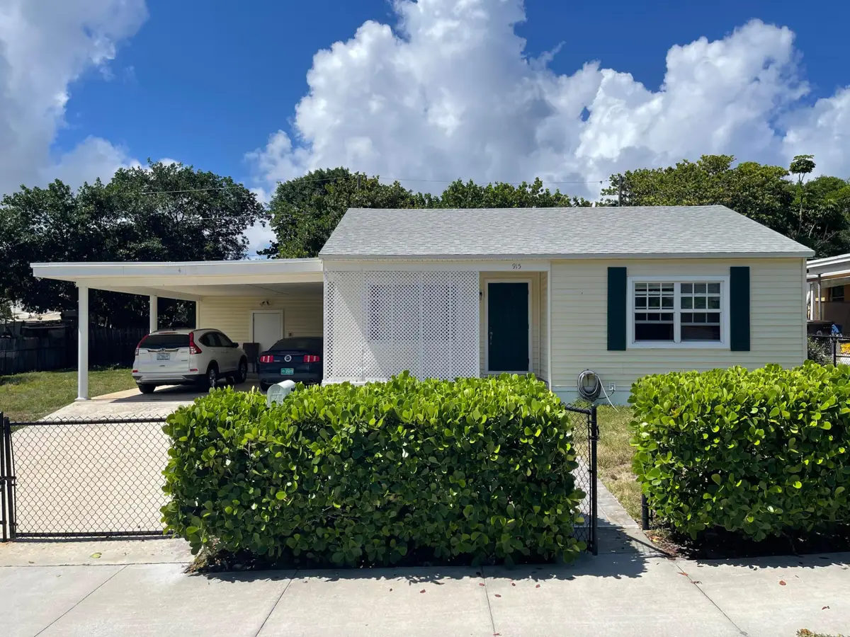 915 33rd Street, West Palm Beach, FL 33407 - #1