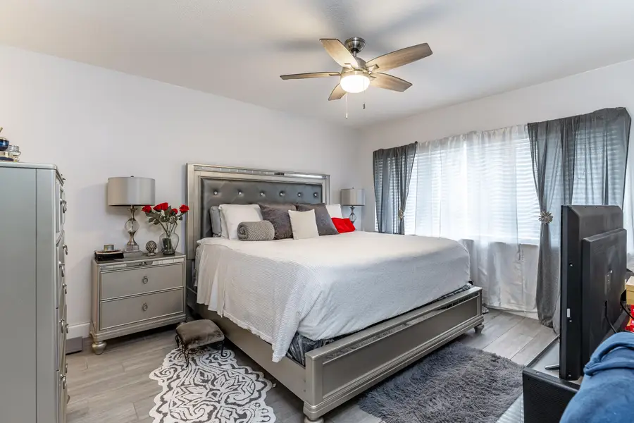 8911 S Hollybrook Boulevard #306, Pembroke Pines, FL 33025 - #3