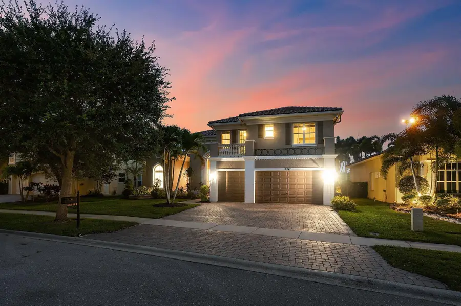 3381 Lago De Talavera, Lake Worth, FL 33467 - #2