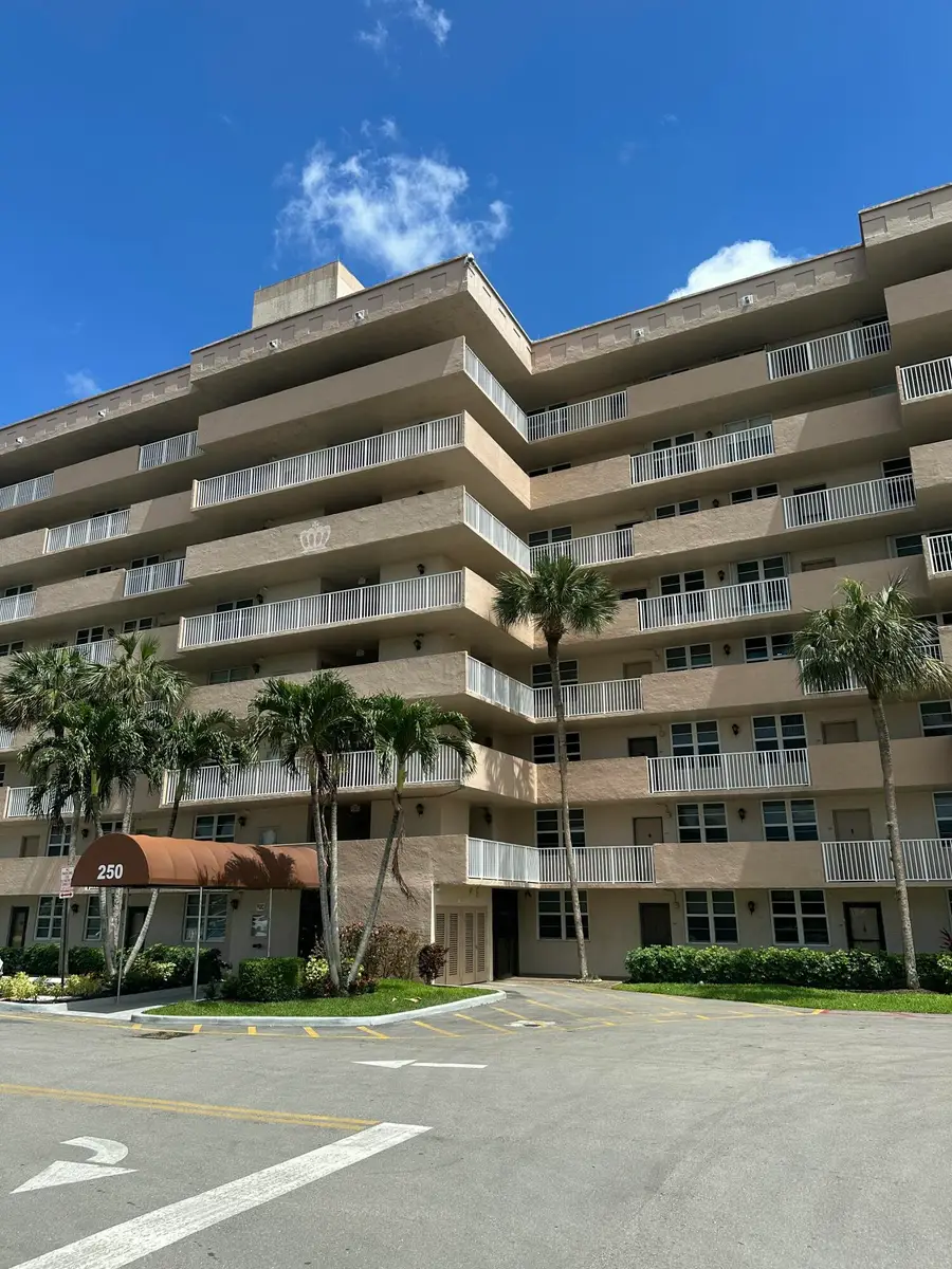 250 Jacaranda Drive #408, Plantation, FL 33324 - #3