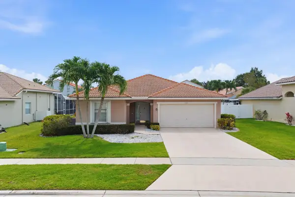 5317 Oakmont Village Circle, Lake Worth, FL 33463
