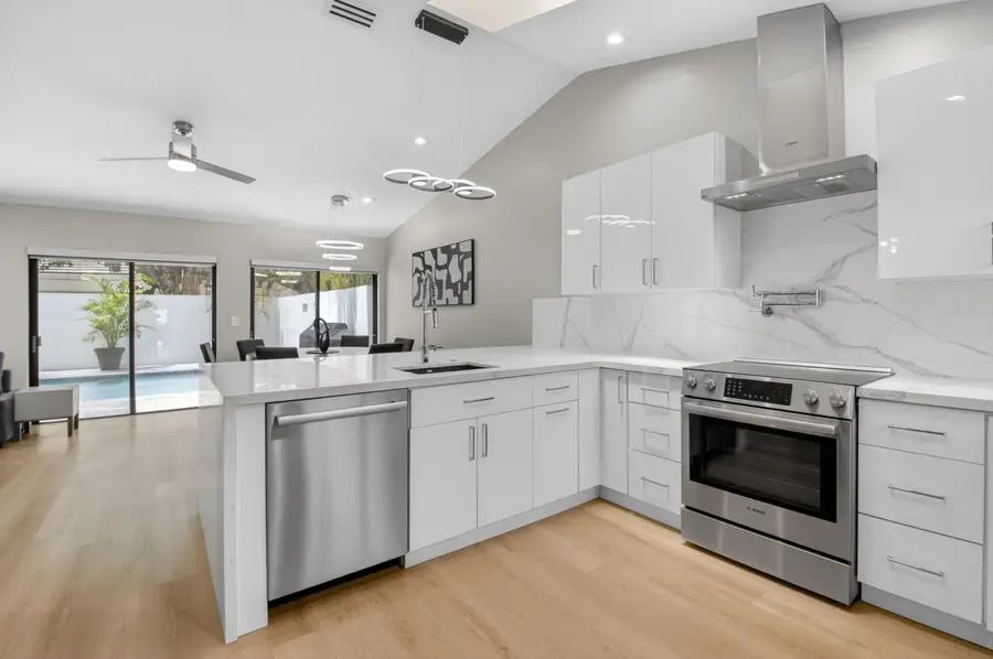 7374 Woodmont Court, Boca Raton, FL 33434 - #3