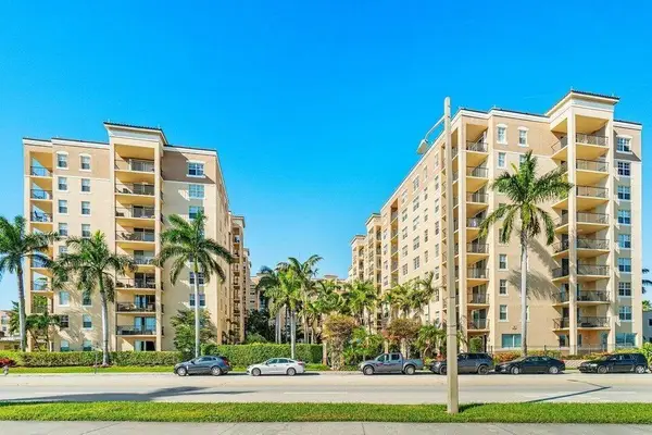 1805 N Flagler Drive #107, West Palm Beach, FL 33407