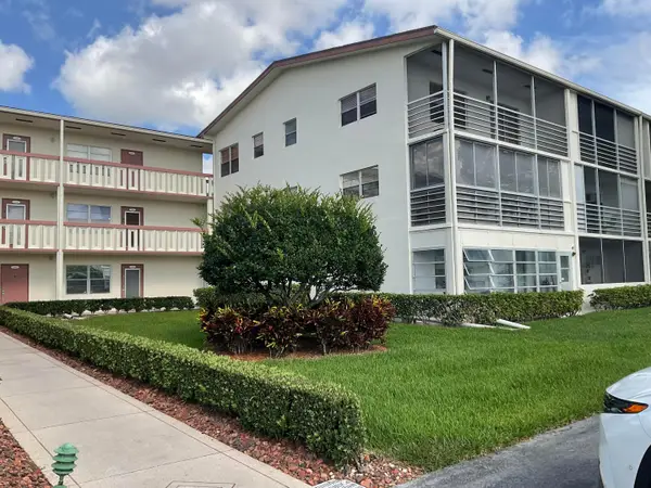 189 E Preston Way, Boca Raton, FL 33434