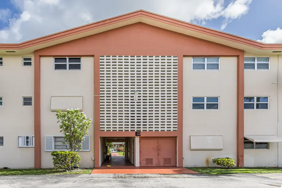 5300 Washington Street #E208, Hollywood, FL 33021 - #3