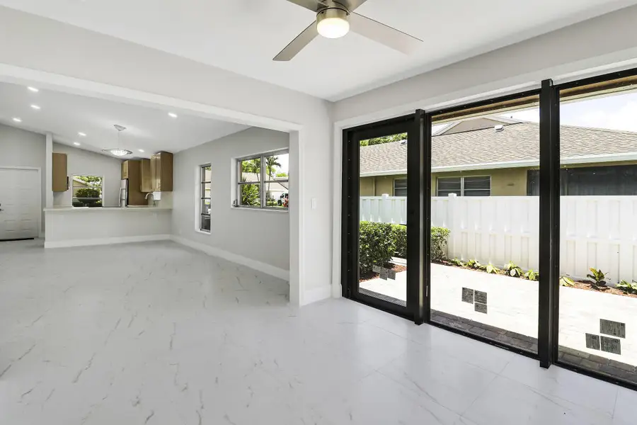 8157 Springtree Road, Boca Raton, FL 33496 - #2