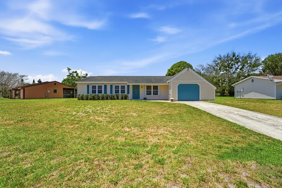 450 SW Kentwood Road, Port Saint Lucie, FL 34953 - #2