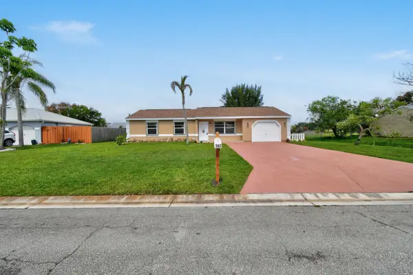 1502 SE Belcrest Street, Port St Lucie, FL 34952