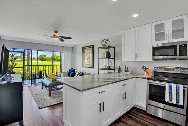 401 Greensward Lane #102-a, Delray Beach, FL 33445