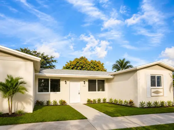 2440 NW 63rd Terrace, Sunrise, FL 33313