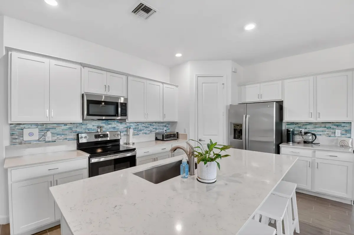 6026 Henderson Way, West Palm Beach, FL 33415 - #1