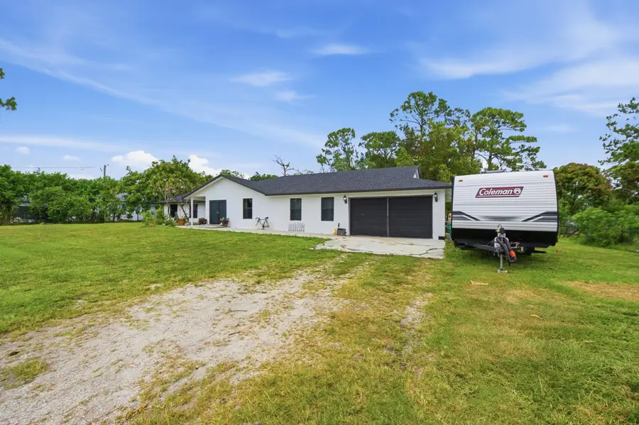 11823 N 67th Pl Place N, The Acreage, FL 33412 - #3