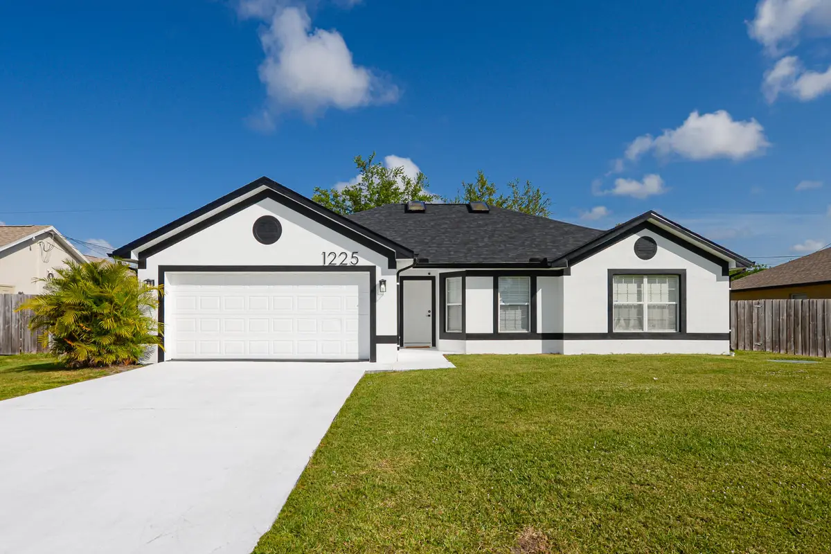 1225 SW Hunnicut Avenue, Port Saint Lucie, FL 34953 - #1