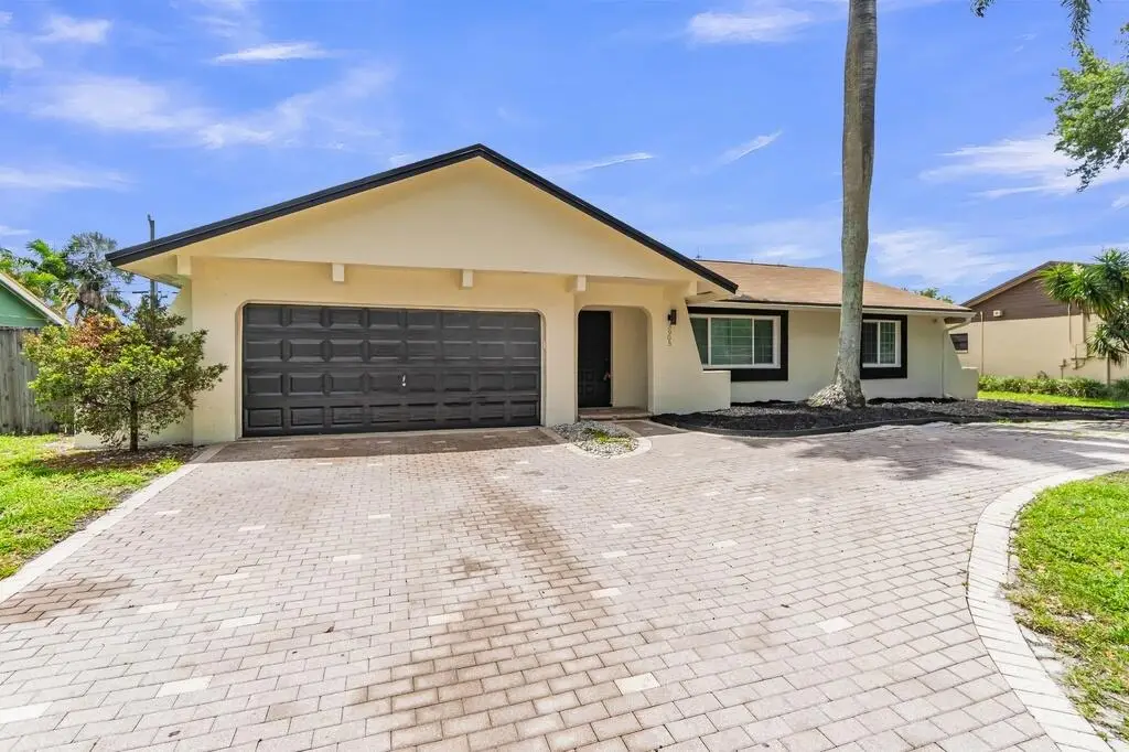 3905 E Woodscape Drive, Miramar, FL 33023 - #1