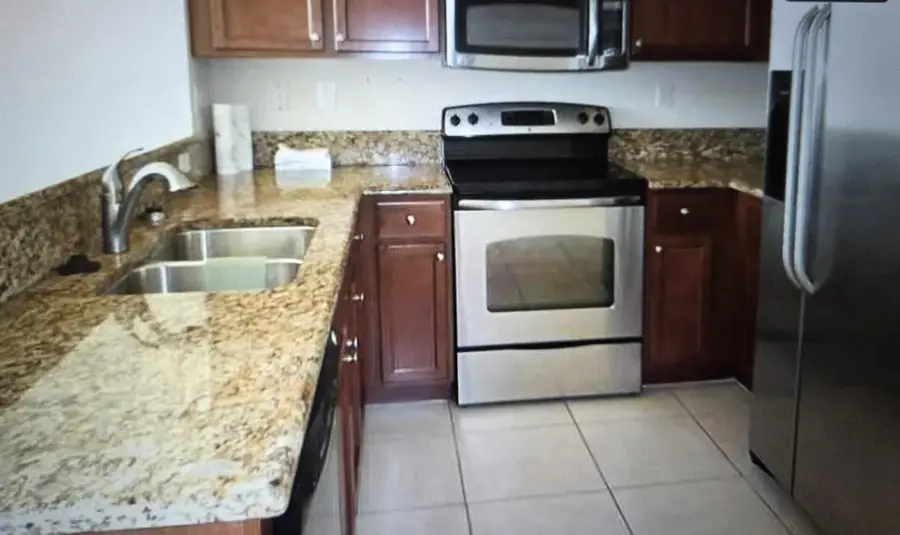 3255 NW 31st Terrace, Oakland Park, FL 33309 - #2