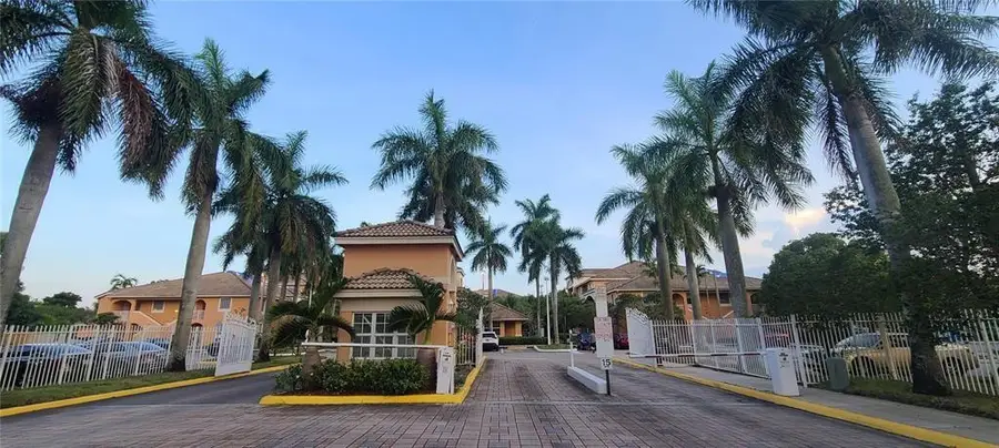 6900 SW 39th Street #311k, Davie, FL 33314 - #2