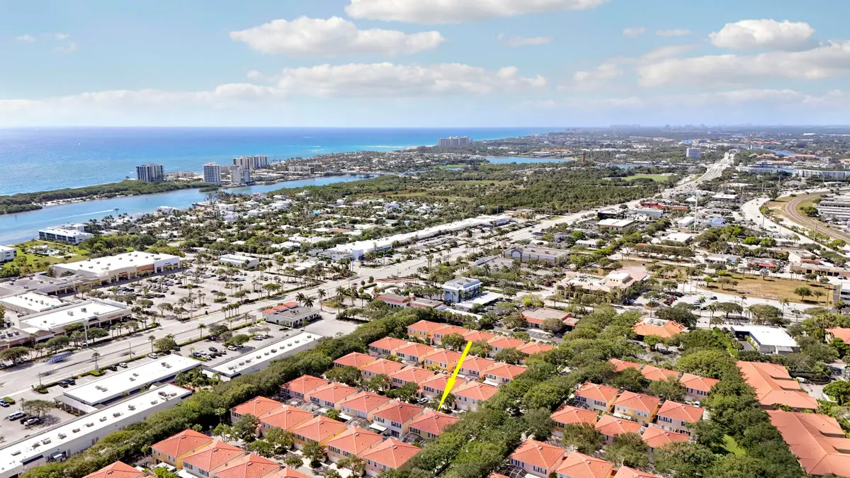 77 Laurel Oaks Circle, Tequesta, FL 33469 - #1