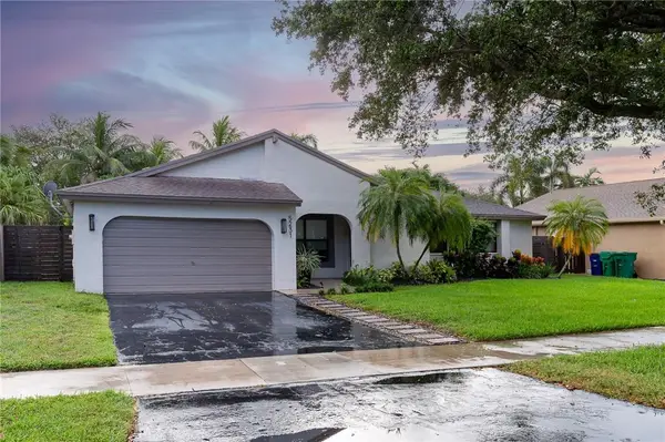 5231 SW 115th Avenue, Cooper City, FL 33330