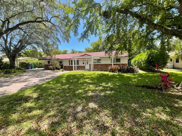 3205 NW 87th Avenue, Coral Springs, FL 33065
