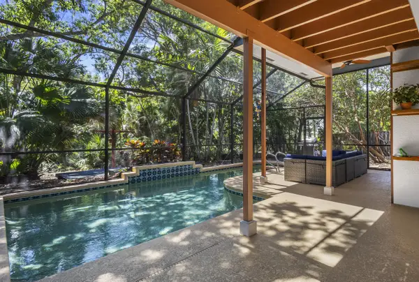 2250 SE Country Club Lane, Stuart, FL 34996