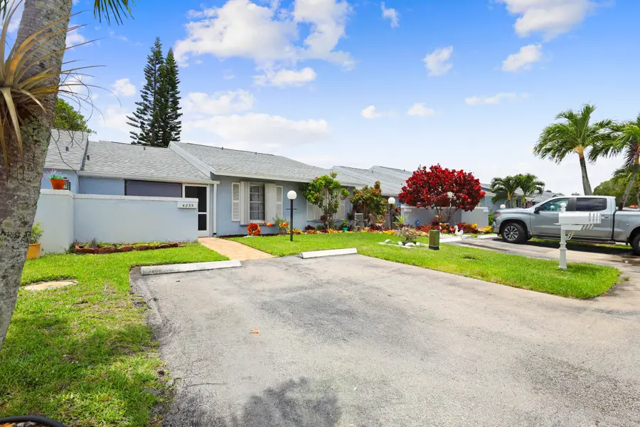 4325 Lucerne Villas Lane, Greenacres, FL 33467 - #3