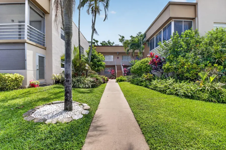 14 Flanders #A, Delray Beach, FL 33484 - #2