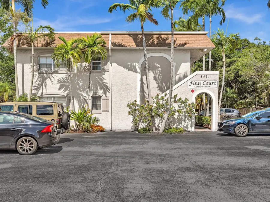 3421 NE 15th Avenue #8, Oakland Park, FL 33334 - #2