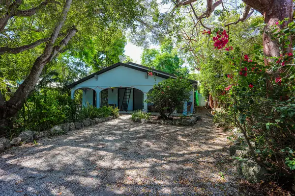 145 Casa Court Drive, Tavernier, FL 33070