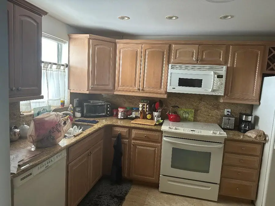 511 Bayshore Drive #405, Fort Lauderdale, FL 33304 - #2