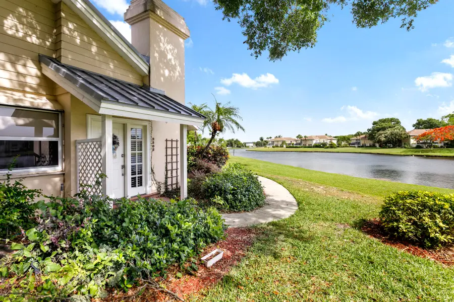 2302 Chadwick Court, Boynton Beach, FL 33436 - #2