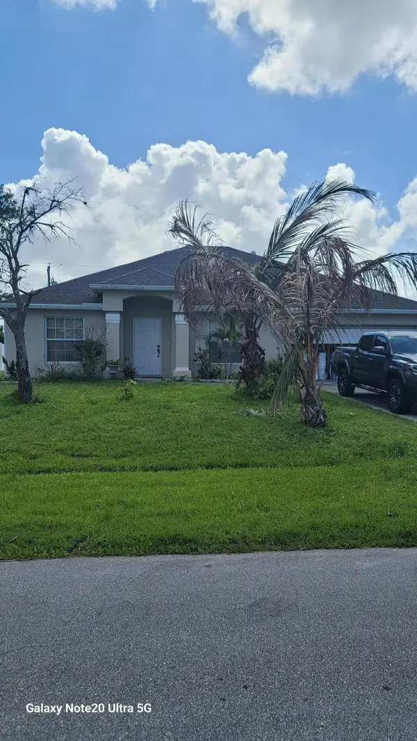 1386 SE Proctor Lane, Port St Lucie, FL 34983