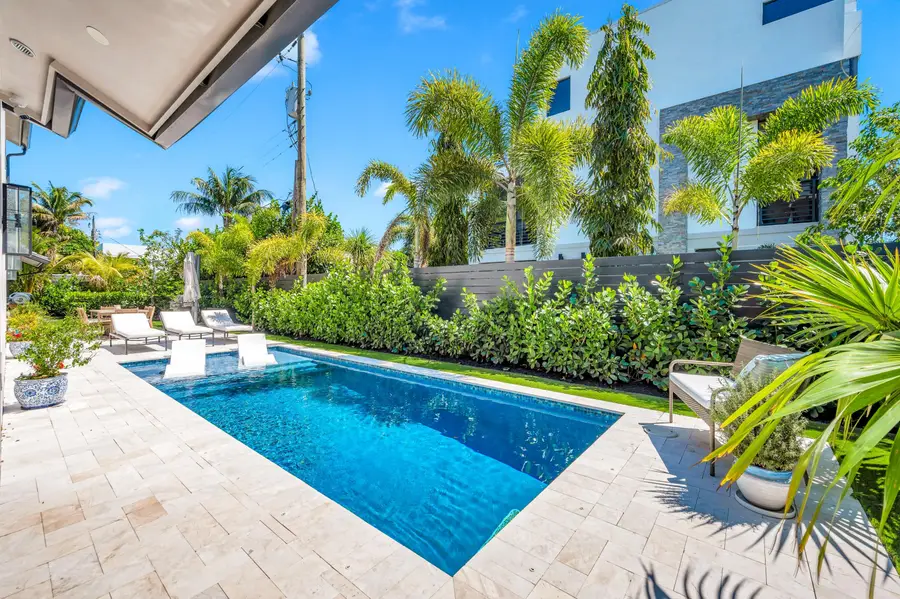 618 NE 15th Avenue, Fort Lauderdale, FL 33304 - #3