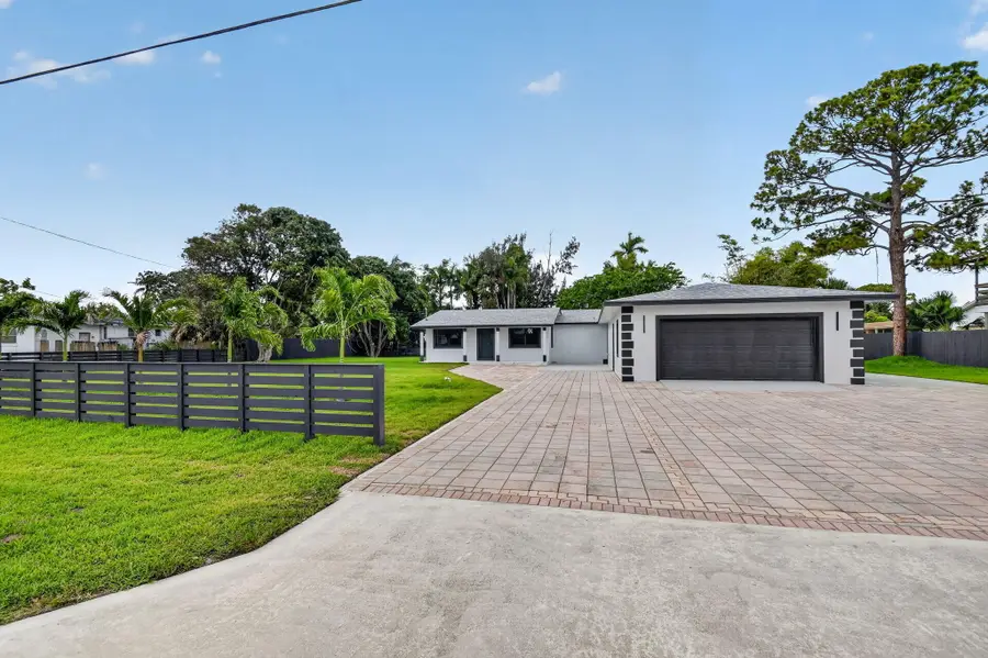 3192 Riddle Road, West Palm Beach, FL 33406 - #2