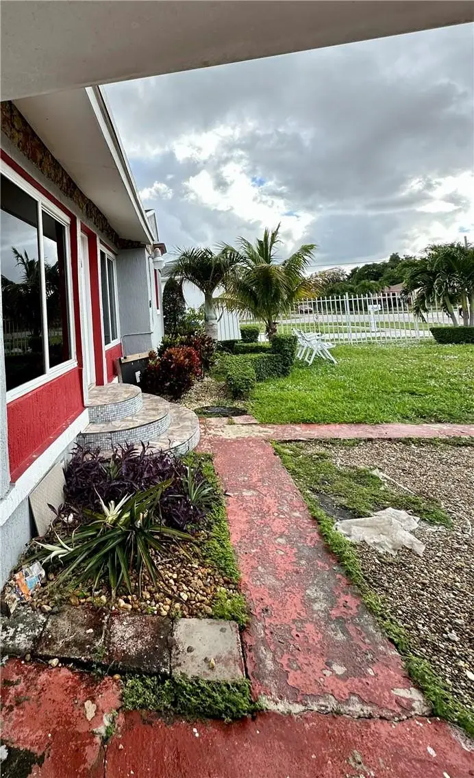 4315 NW 11th Nw, Miami, FL 33127 - #3
