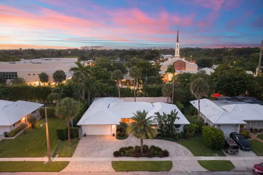 621 Apple Tree Lane, Boca Raton, FL 33486 - #2