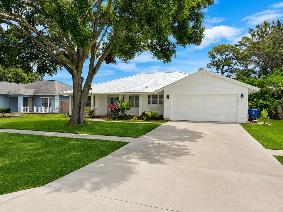 341 Suwanee Avenue, Jupiter, FL 33458 - #1