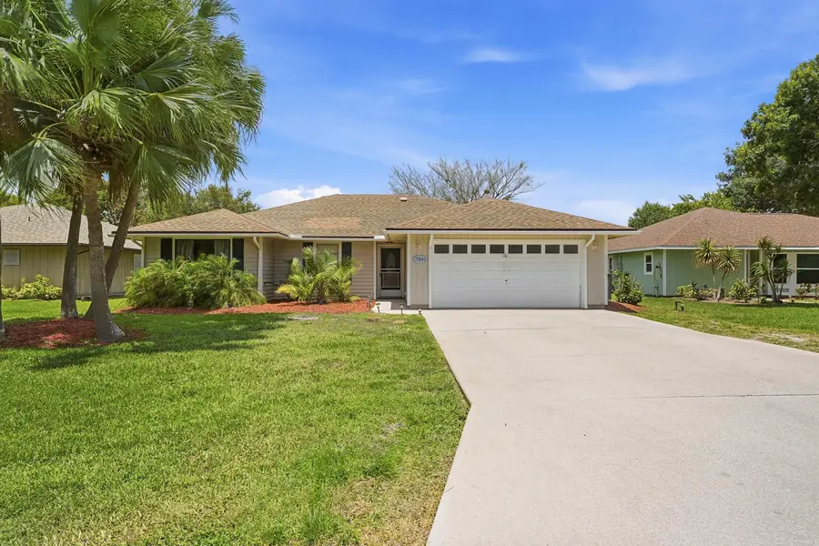 724 24th Square, Vero Beach, FL 32962 - #2