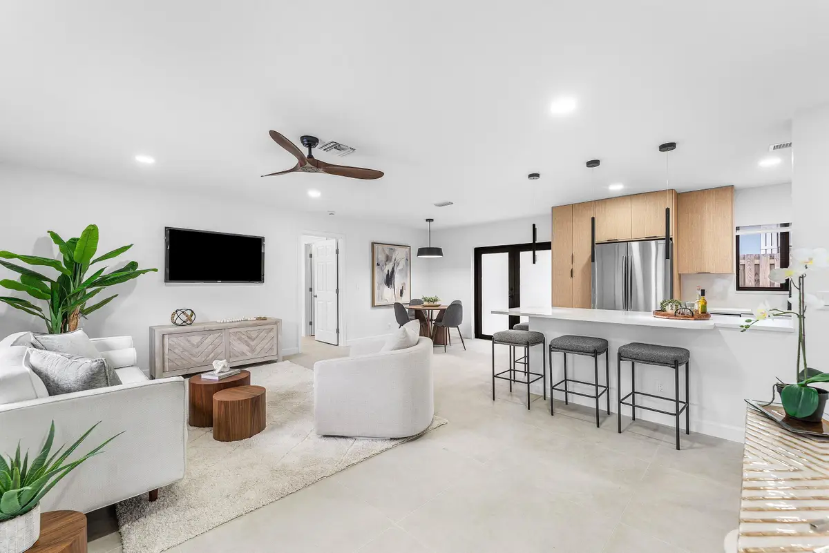 608 SE 2nd Avenue, Delray Beach, FL 33483 - #1