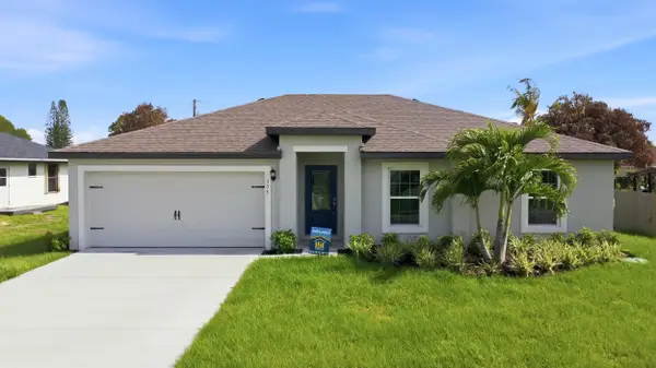 375 SW Dwight Avenue, Port St Lucie, FL 34983