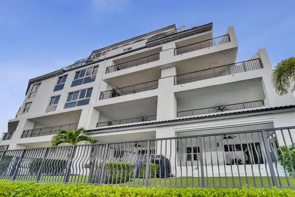 615 Bayshore Drive #402, Fort Lauderdale, FL 33304