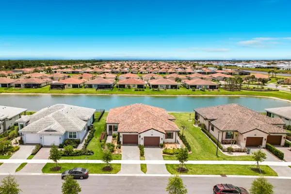 27051 SW Viterbo Way, Port St Lucie, FL 34986